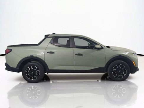 Used 2024 Hyundai Santa Cruz SE FWD image 4