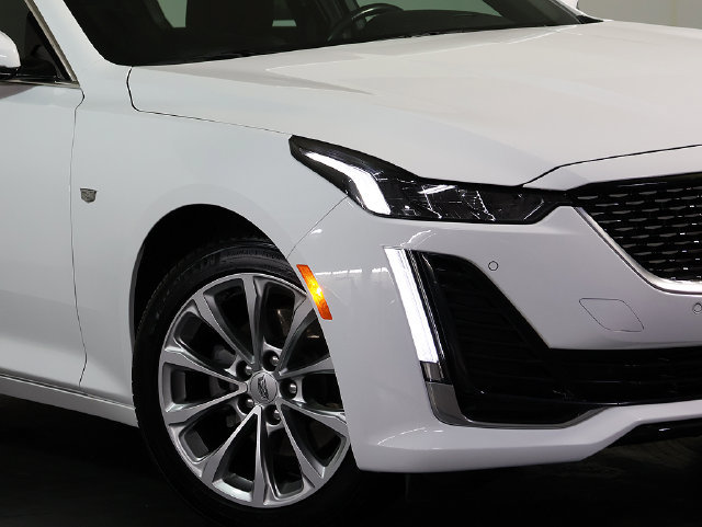Used 2023 Cadillac CT5 Luxury AWD/4WD image 9