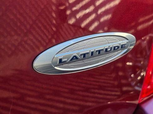 Used 2017 Jeep Patriot Latitude image 10