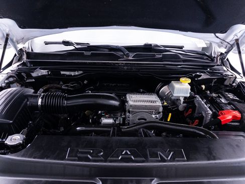 Used 2022 RAM 1500 Laramie RWD image 3