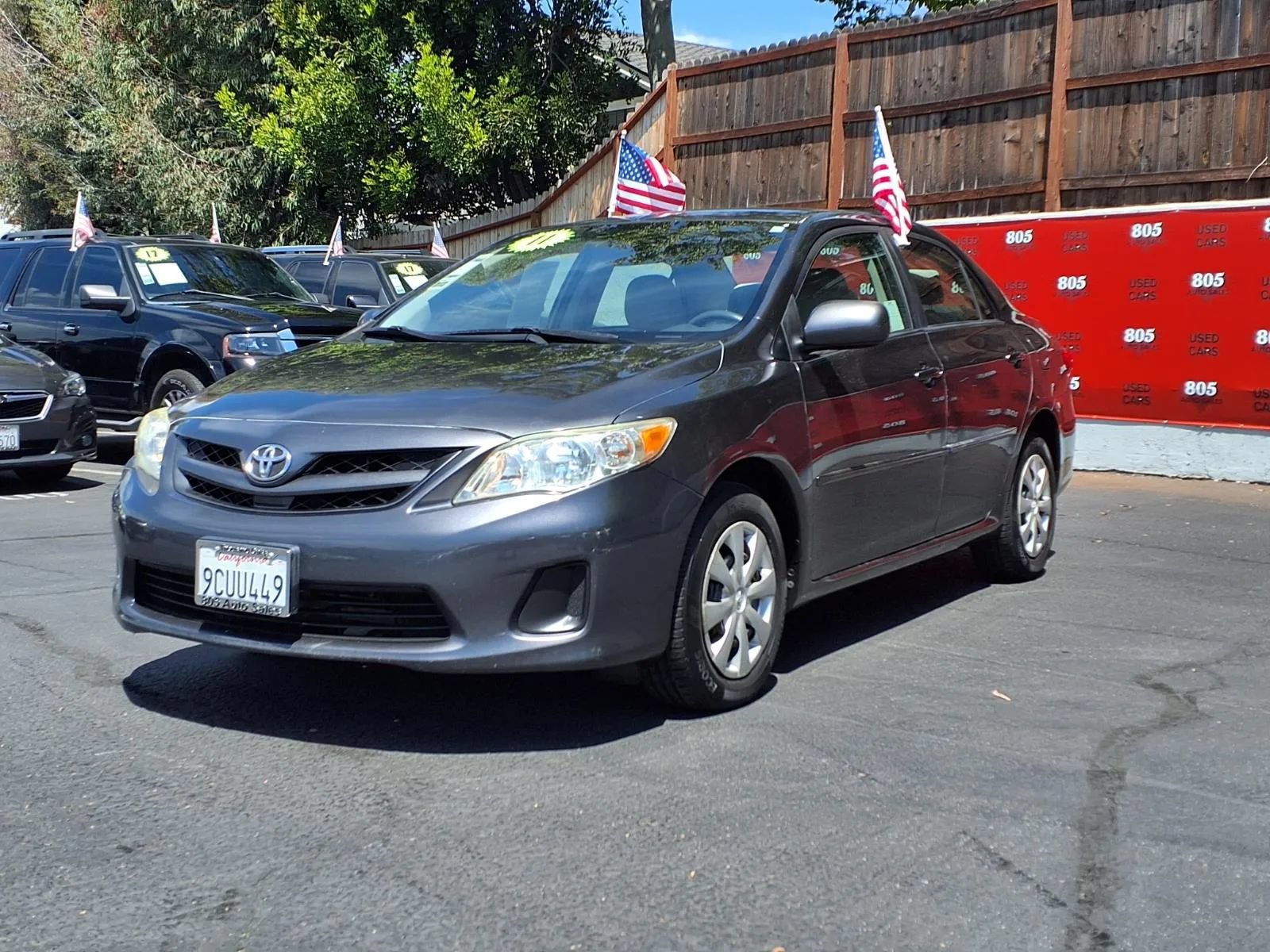 Used 2011 Toyota Corolla LE FWD image 1