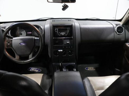 Used 2007 Ford Explorer Sport Trac Limited AWD/4WD image 18