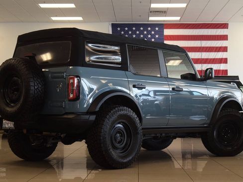 Used 2022 Ford Bronco Badlands AWD/4WD image 7