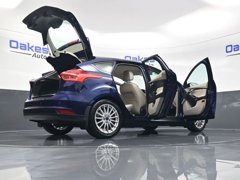 Used 2016 Ford Focus Electric Hatchback w/ Exterior Protection Package image 59