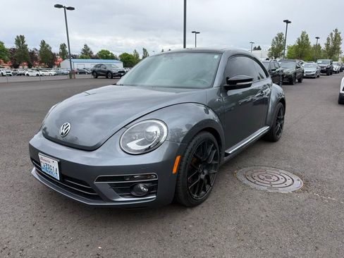Used 2013 Volkswagen Beetle R-Line FWD image 3