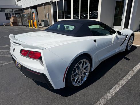 Used 2016 Chevrolet Corvette Stingray Convertible w/ 3LT Preferred Equipment Group RWD image 4