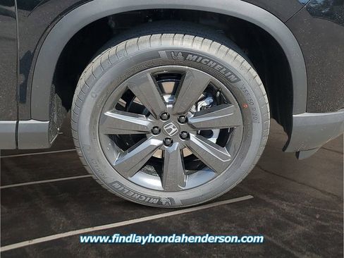 New 2025 Honda Pilot Sport image 9