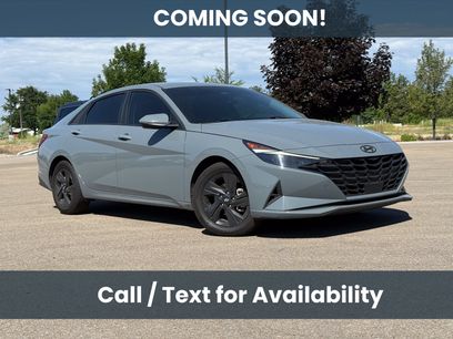 Used 2022 Hyundai Elantra SEL w/ Convenience Package