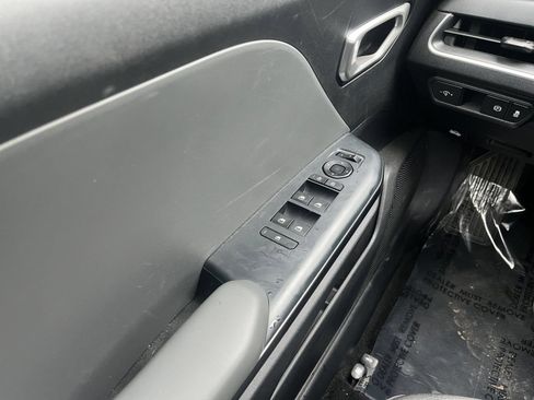 Used 2025 Kia K4 FWD image 18