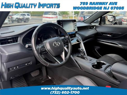 Used 2021 Toyota Venza XLE w/ Softex Package AWD/4WD image 41