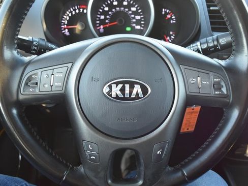 Used 2013 Kia Soul + w/ Audio Pkg image 15