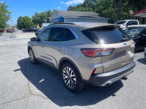 Used 2020 Ford Escape Titanium AWD/4WD image 5