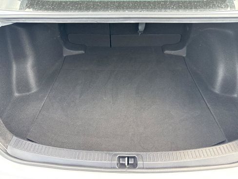 Used 2024 Toyota Corolla LE FWD image 8