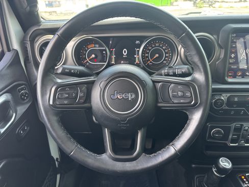 Used 2021 Jeep Wrangler Unlimited Sport AWD/4WD image 19