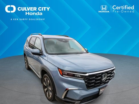 Certified 2023 Honda Pilot Touring image 1