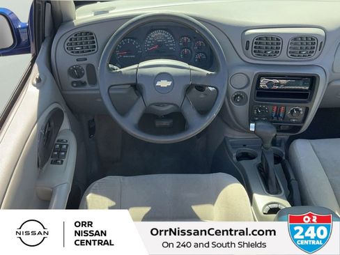 Used 2005 Chevrolet TrailBlazer LS w/ LS Preferred Equipment Group image 14