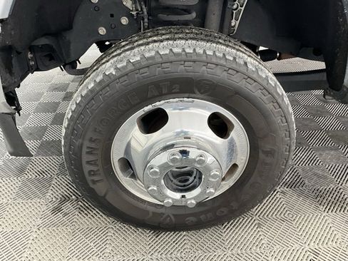 Used 2022 Ford F350 XLT w/ FX4 Off-Road Package image 26