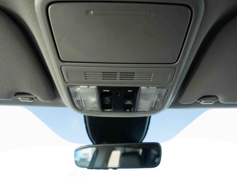 Used 2024 Honda Odyssey EX-L image 18