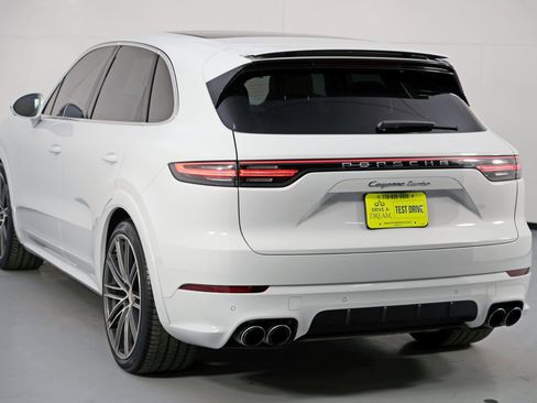Used 2019 Porsche Cayenne Turbo image 54