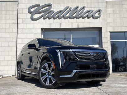 New 2025 Cadillac Escalade IQ Luxury 2 w/ LPO, Premium Carpet Package
