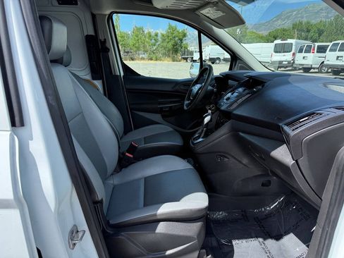 Used 2016 Ford Transit Connect XL FWD image 17