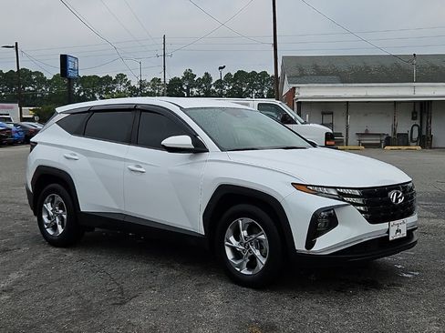 Used 2022 Hyundai Tucson SE FWD image 1