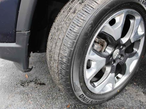 Used 2018 Jeep Compass Limited w/ Navigation Group image 17