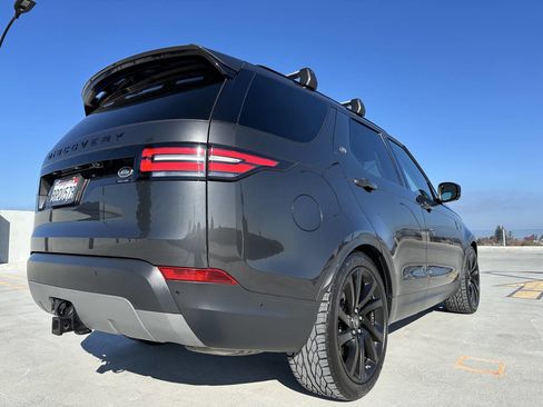 Used 2017 Land Rover Discovery HSE Luxury image 15