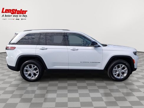 Used 2023 Jeep Grand Cherokee Limited AWD/4WD image 6