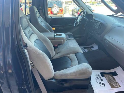 Used 2002 Ford F150 Lightning RWD image 46