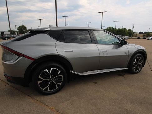 Used 2024 Kia EV6 Wind AWD/4WD image 5