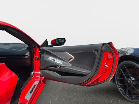 Used 2025 Chevrolet Corvette Stingray Preferred Cpe w/ Battery Protection Package RWD image 23