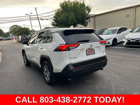 Used 2025 Toyota RAV4 XLE AWD/4WD image 32