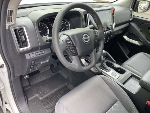 New 2026 Nissan Frontier SV w/ All-Weather Content Package AWD/4WD image 17