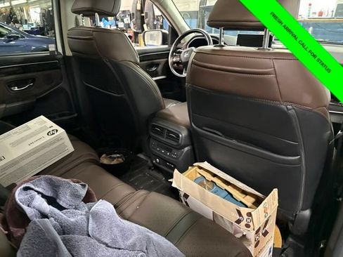 Used 2024 Honda Pilot Elite image 14