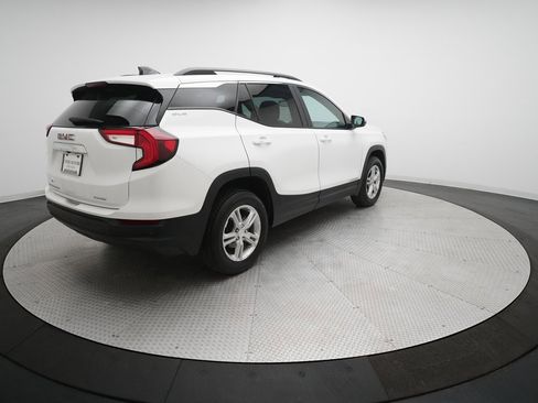 Used 2023 GMC Terrain SLE w/ Driver Convenience Package image 36