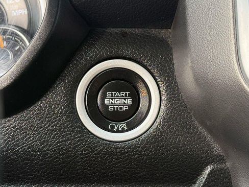 Used 2019 RAM 2500 Tradesman w/ Chrome Appearance Group image 49