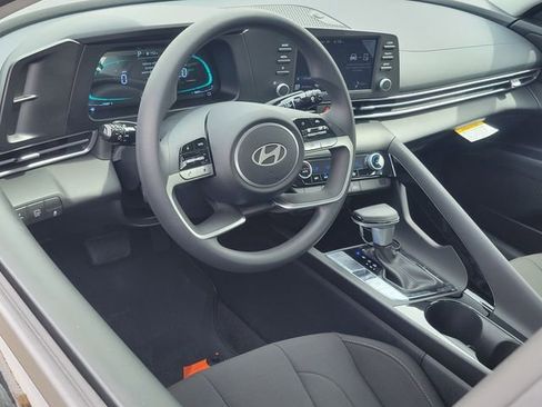 New 2026 Hyundai Elantra Blue image 5