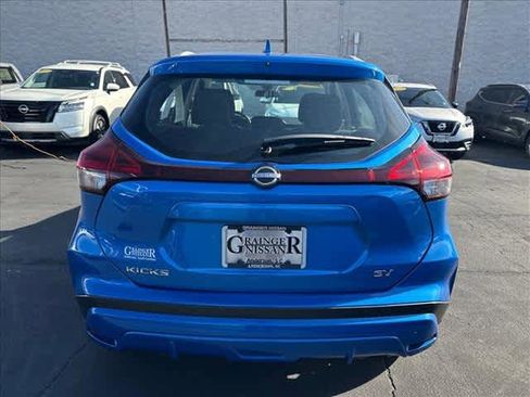 Used 2023 Nissan Kicks SV image 4