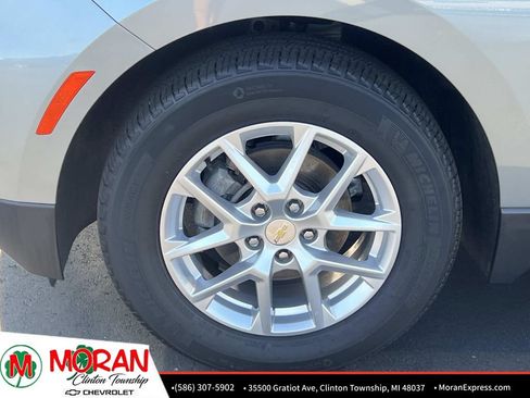 Certified 2024 Chevrolet Equinox LT FWD image 10