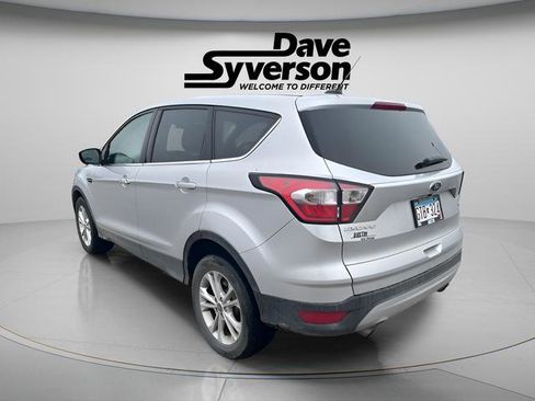 Used 2017 Ford Escape SE w/ SE Cold Weather Package image 6