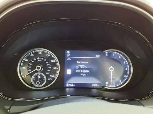 Certified 2025 Genesis GV70 3.5T Sport image 25