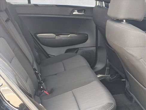 Used 2020 Kia Sportage LX image 19