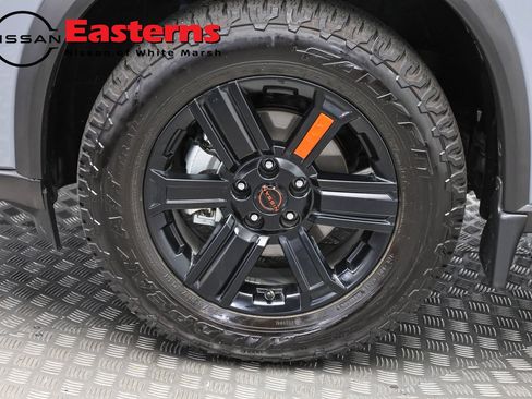 Used 2026 Nissan Rogue SV AWD/4WD image 28