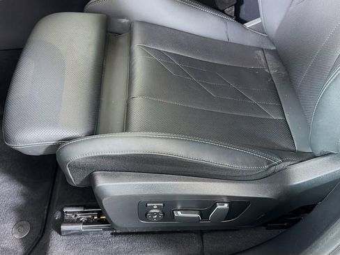 Used 2025 BMW X3 xDrive30i w/ Premium Package image 22