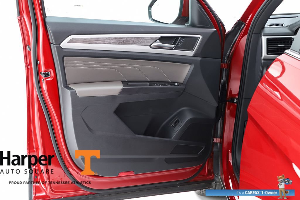 Used 2023 Volkswagen Atlas Cross Sport SE FWD image 18