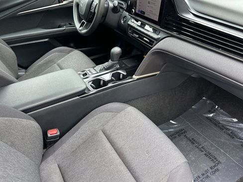 Certified 2025 Toyota Camry LE FWD image 16