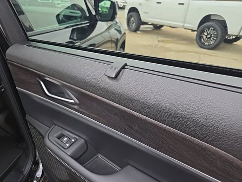 New 2025 Jeep Grand Cherokee L Limited w/ Luxury Tech Group II image 88