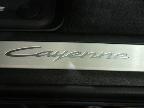 New 2026 Porsche Cayenne Coupe AWD/4WD image 34