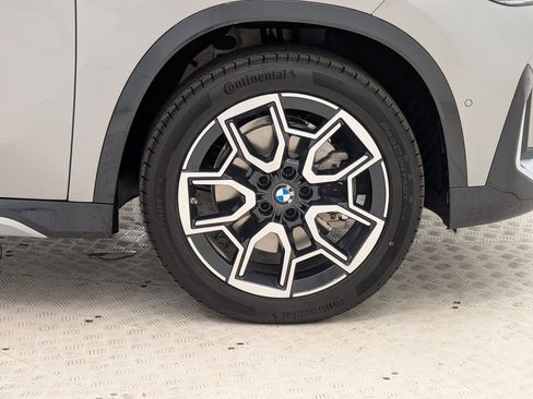 Used 2026 BMW X1 xDrive28i AWD/4WD image 11